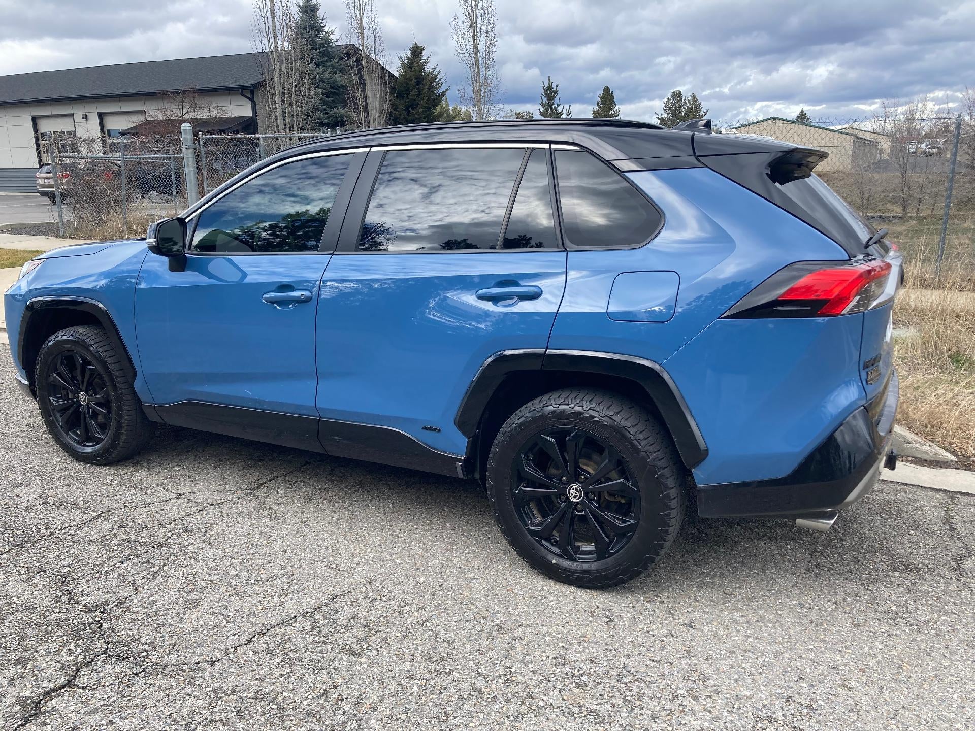 2022 Toyota RAV4 Hybrid XSE, Power Lumbar Heated Seat, Keyless Entry, Cruise Control, Panoramic Back Up Camera