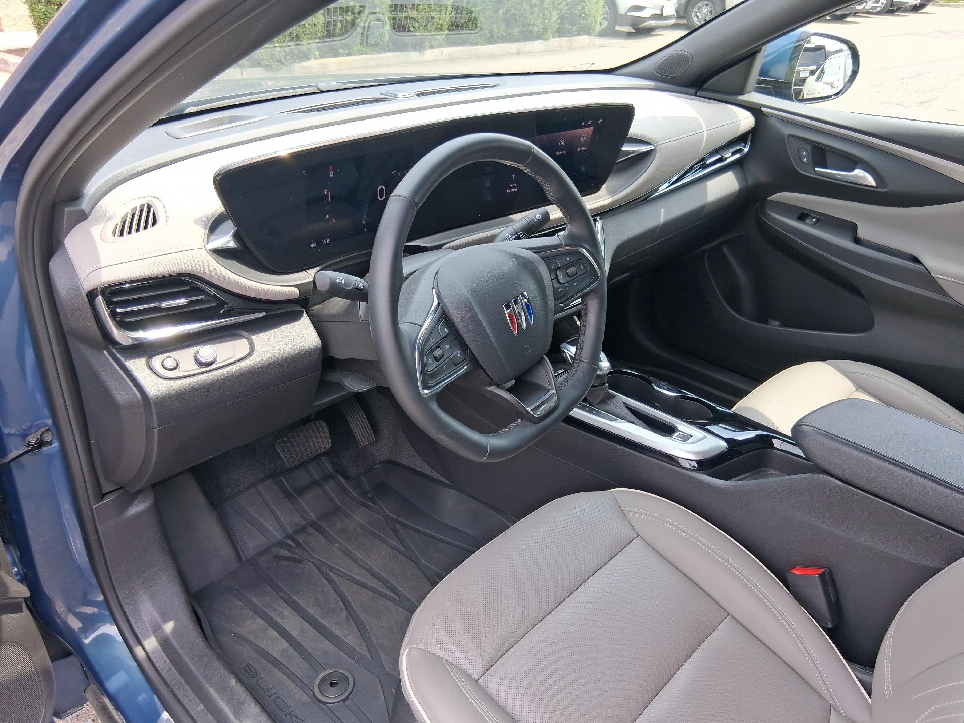 2025 Buick Envista Power Lumbar Seat, Adaptive Cruise Control, HD Rear Vision Camera
