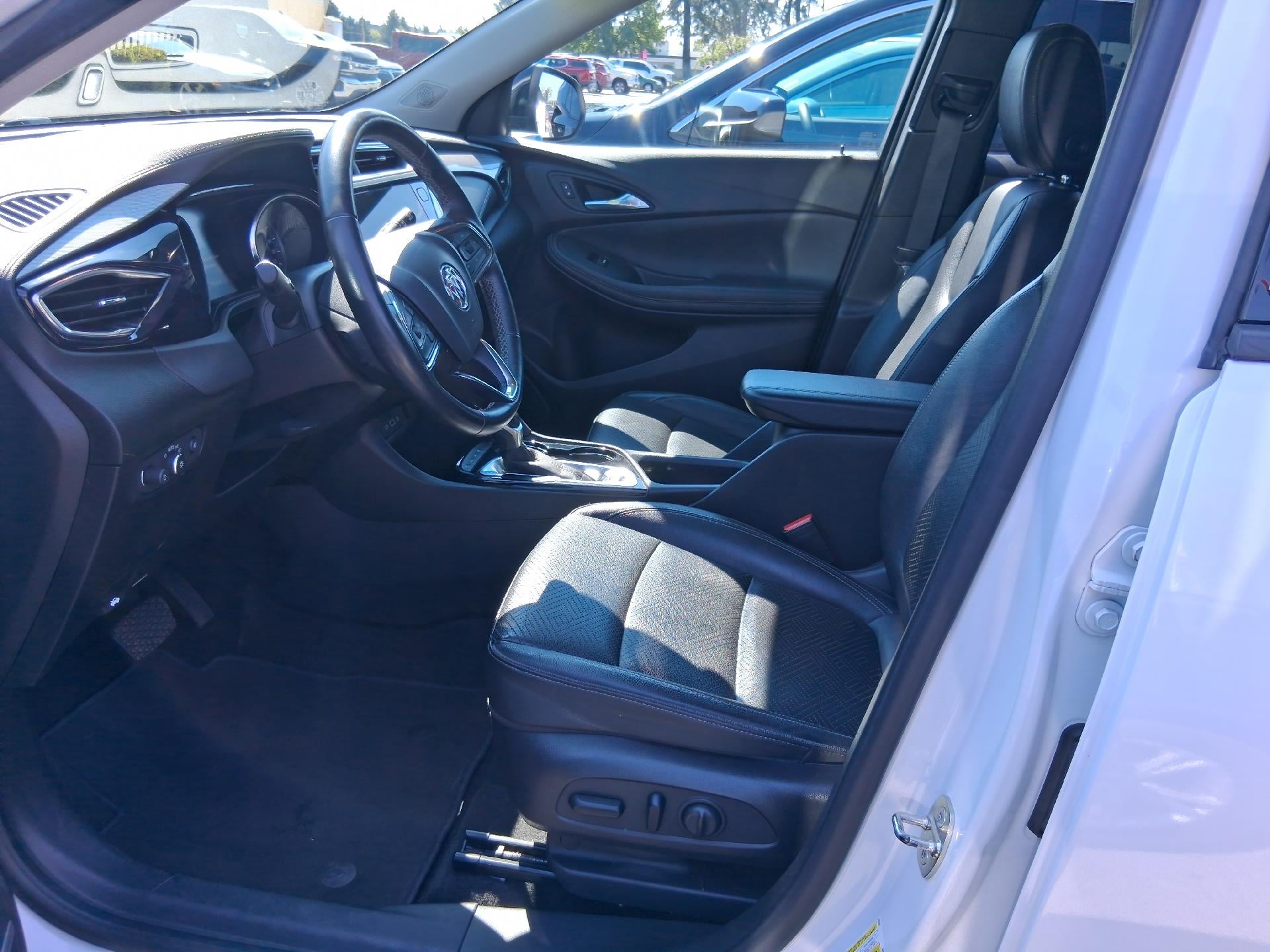 2020 Buick Encore GX Memory Power Lumbar Seat, Navigation, Power Moonroof