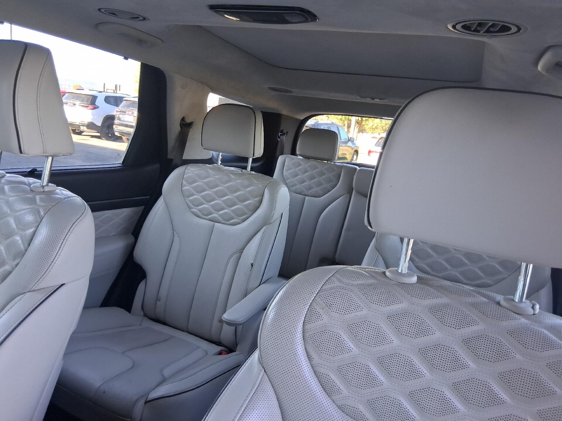 2020 Hyundai Palisade Power Lumbar Seat, Back Up Camera, Park Assist