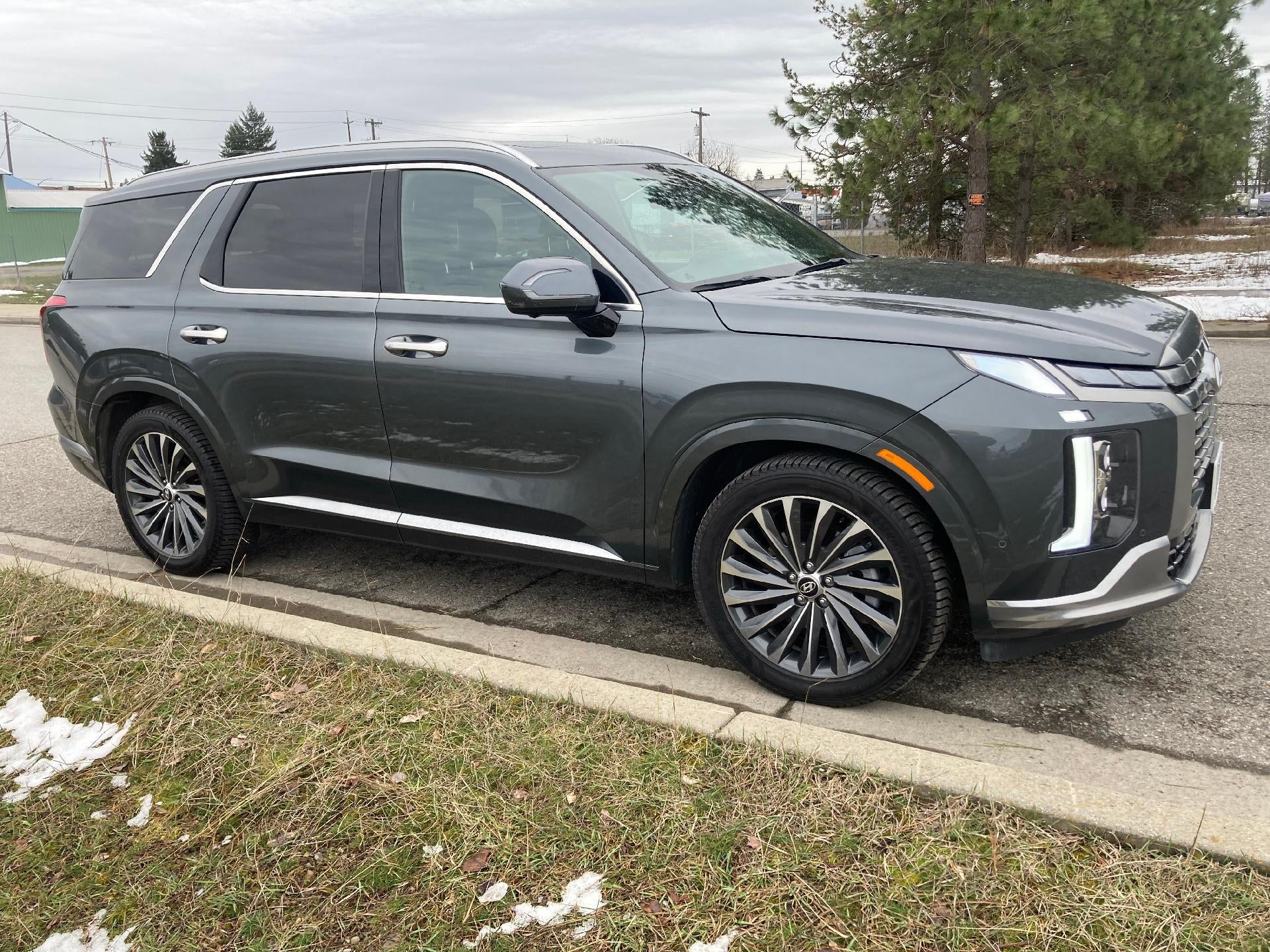 2023 Hyundai Palisade Navigation, Sunroof, Memory Power Heated and Cooled Lumbar Seat