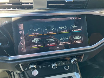 2020 Audi Q3 Leather Power Lumbar Seat, Keyless Entry, Back Up Camera