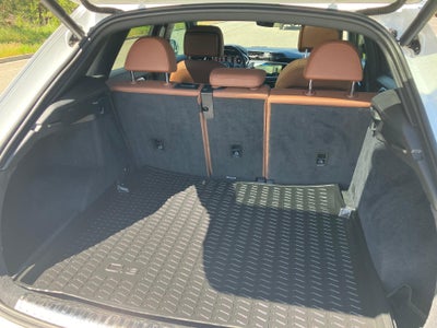 2020 Audi Q3 Leather Power Lumbar Seat, Keyless Entry, Back Up Camera