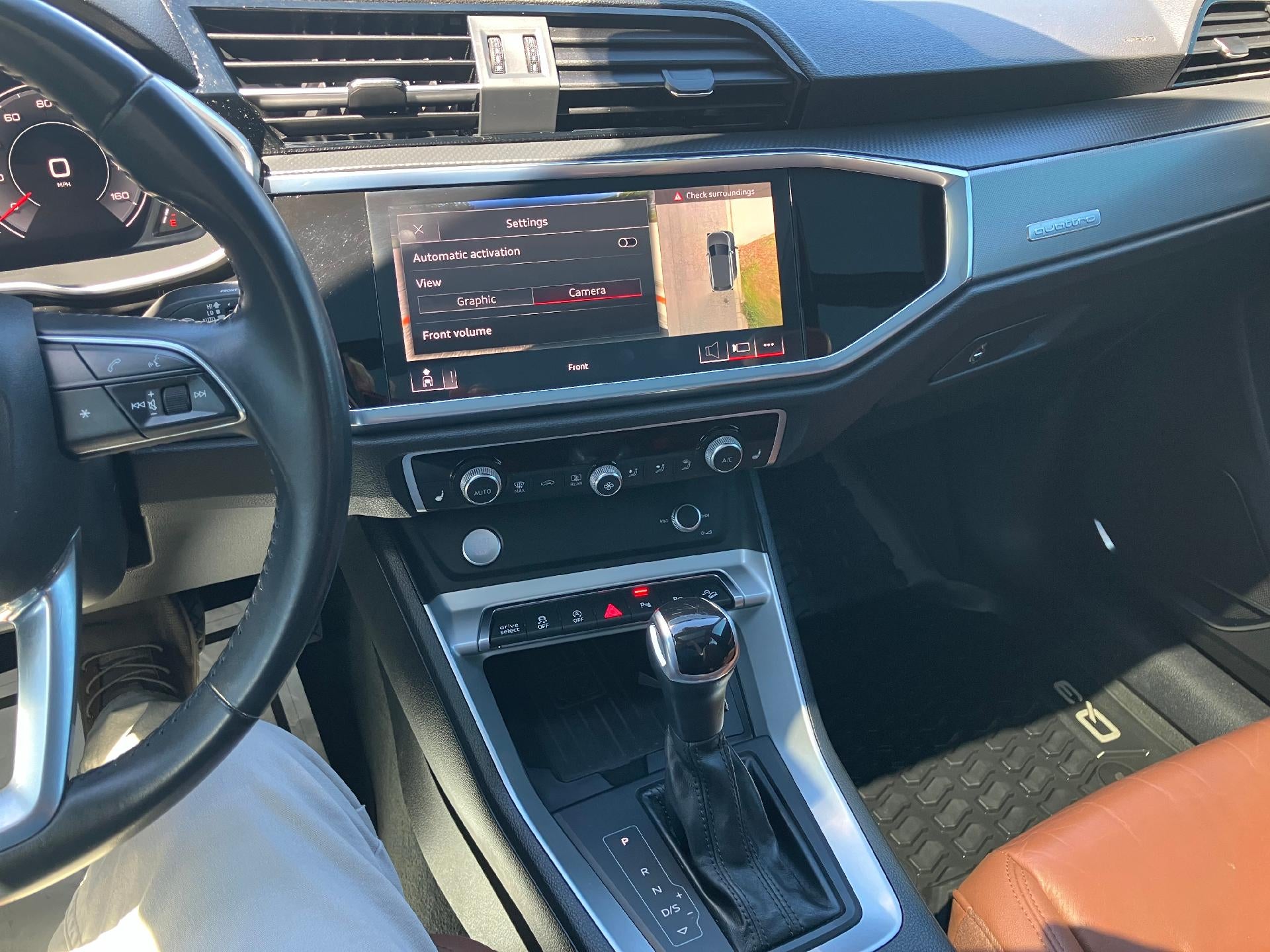 2020 Audi Q3 Leather Power Lumbar Seat, Keyless Entry, Back Up Camera