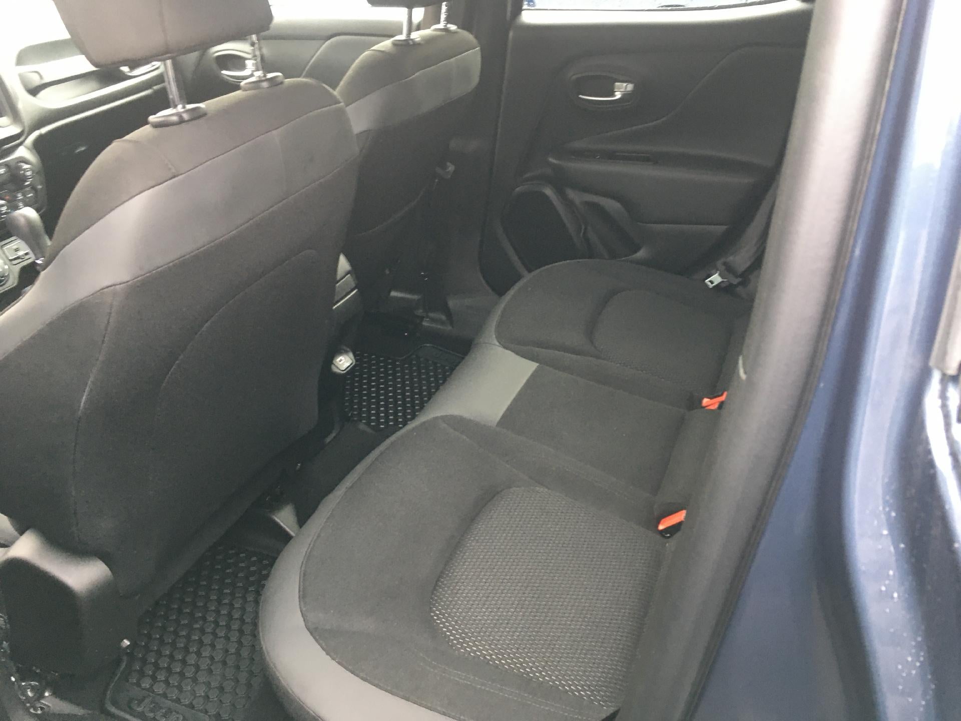 2020 Jeep Renegade Altitude, Keyless Entry, Cruise Control, Power Locks and Windows