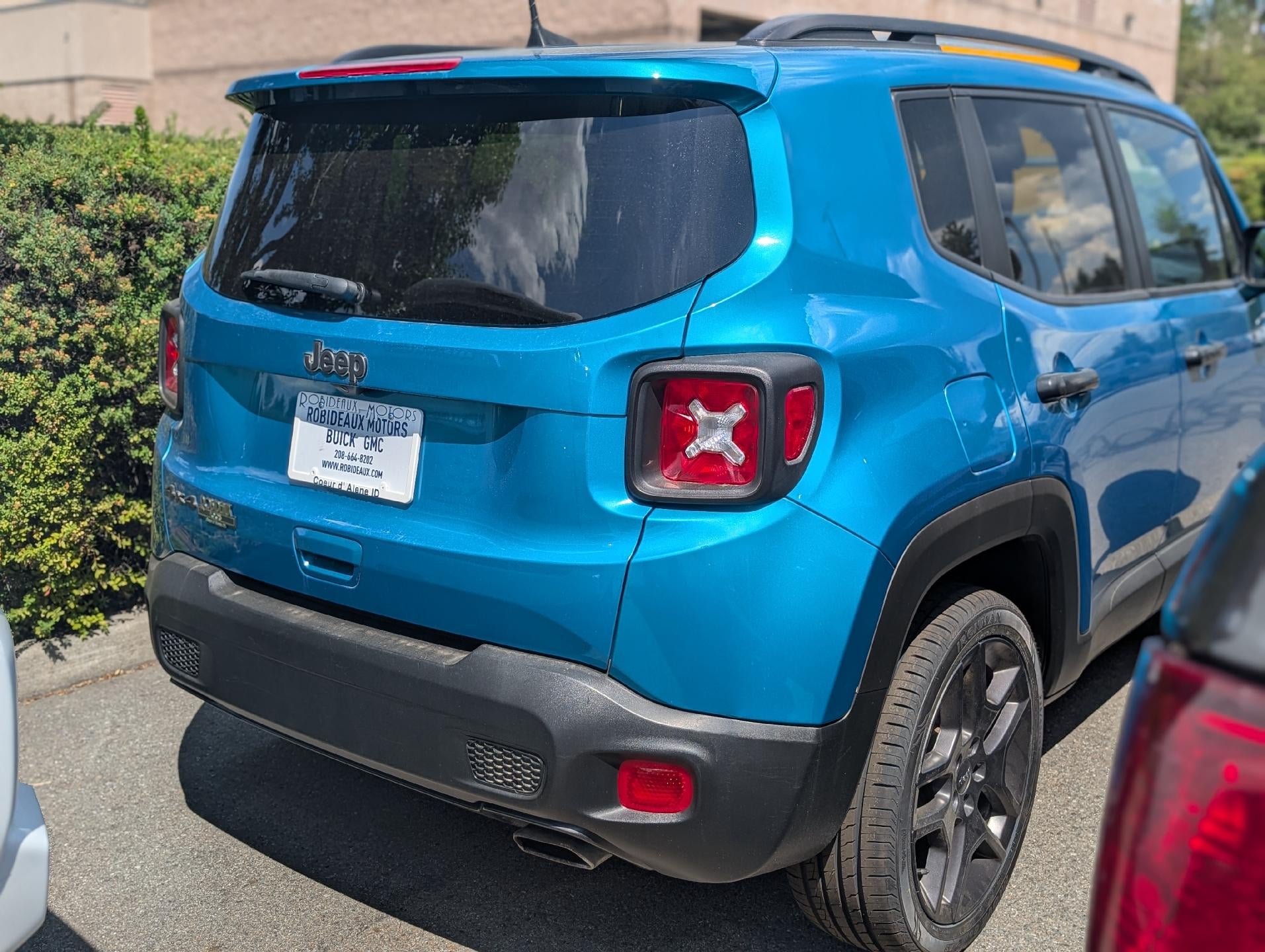2021 Jeep Renegade 80th Anniversary, Back Up Camera, Cruise Control, Dual Zone Air Conditioning